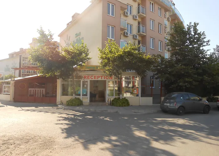 Sunny Holiday Apartments Nesebar