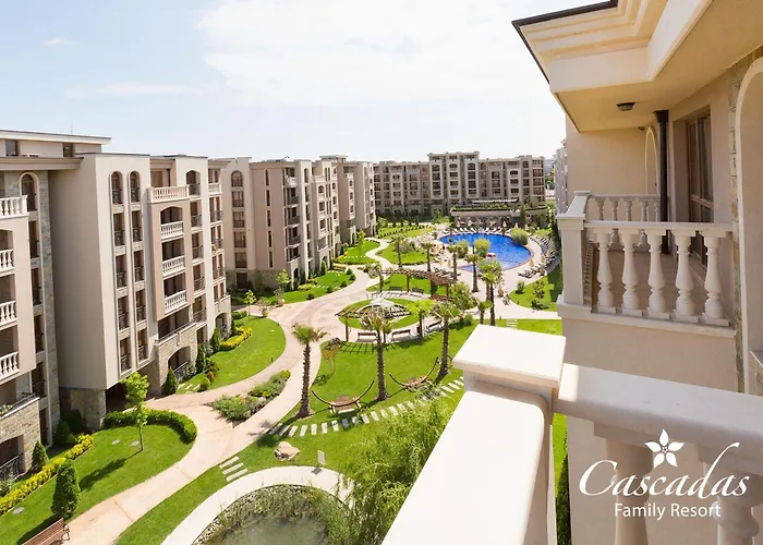 Cascadas Family ResortAparthotel