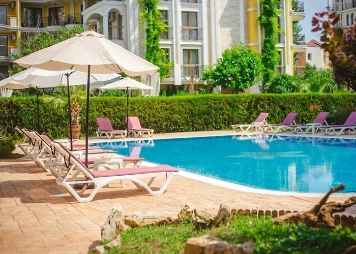 Magnolia Garden Aparthotel Sunny Beach